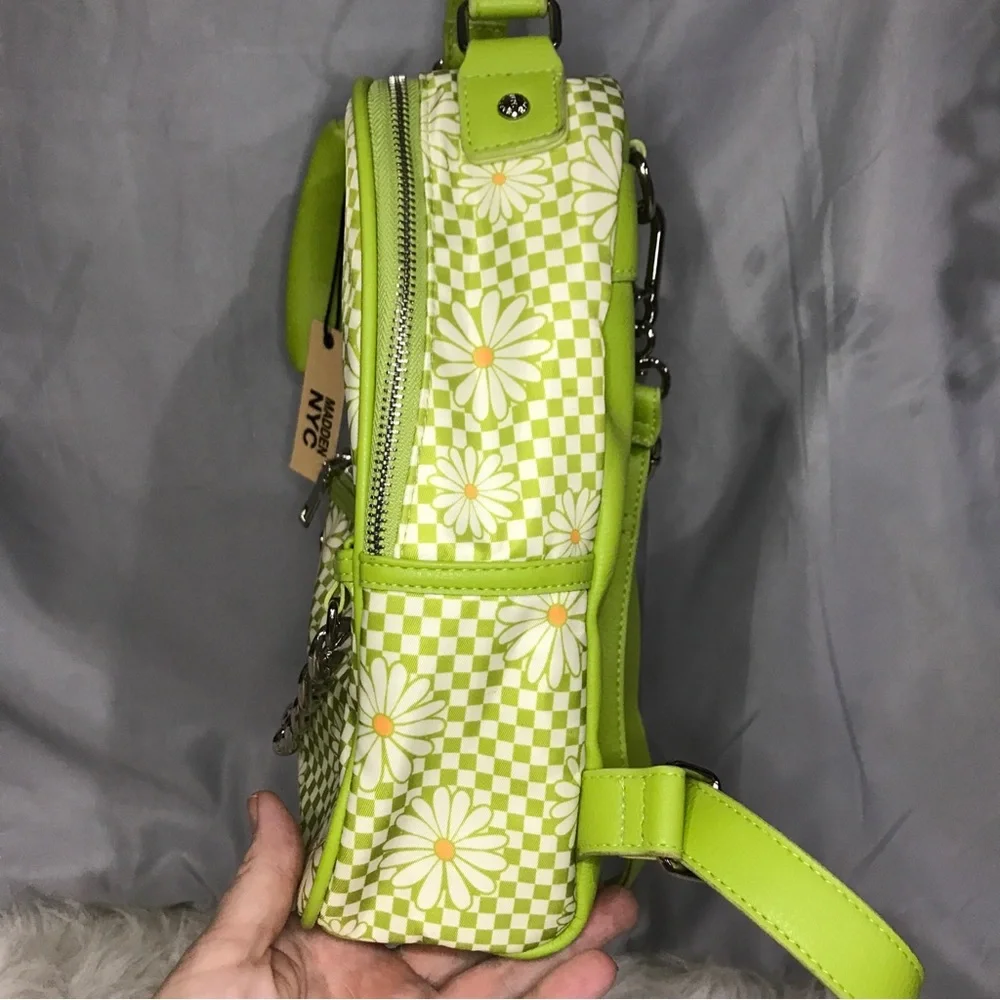 Madden NYC Daisy Floral Zip Chain Mini Backpack with Matching Wallet Pouch NEW